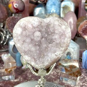 Light lavender sugar druzy amethyst heart 💜